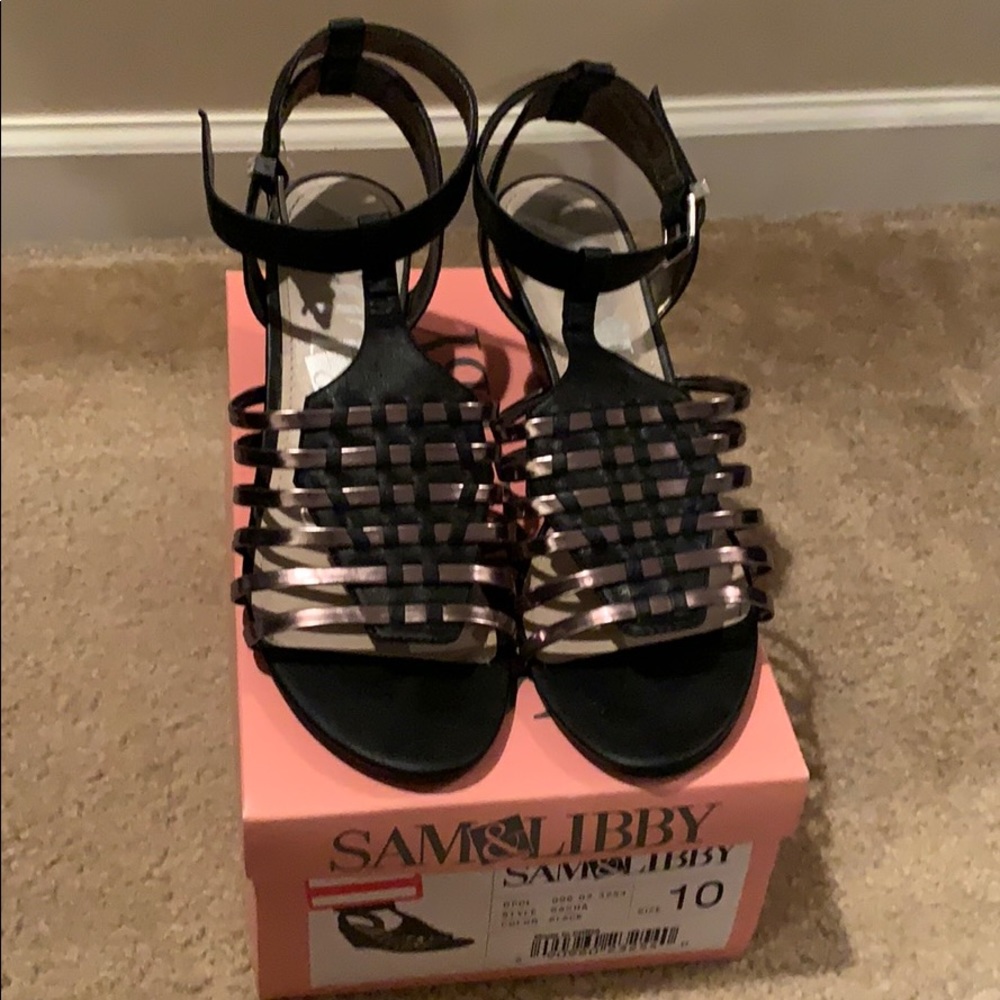 COPY - Black sandal wedge heels
